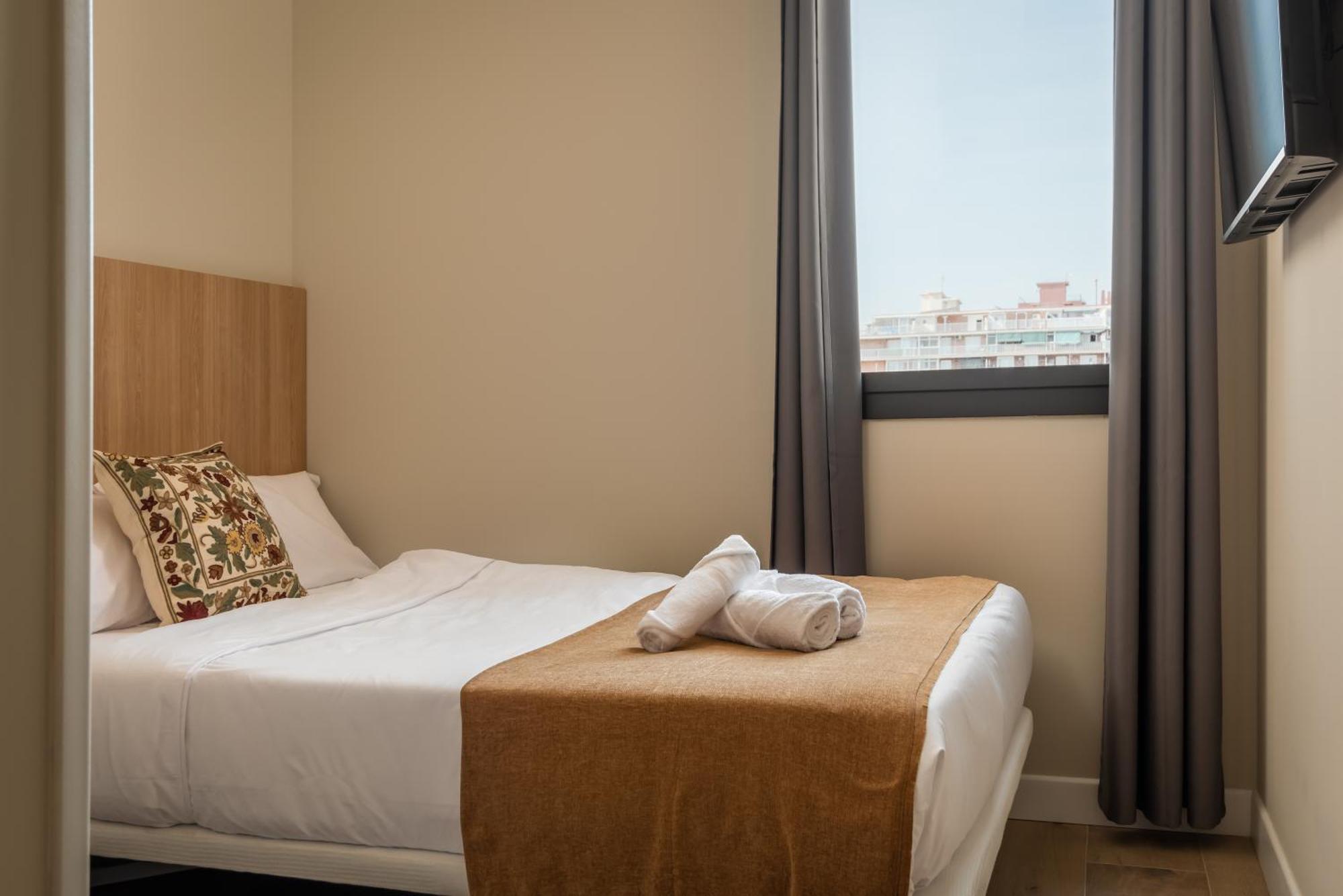 Aerohotel Barcelona Airport 24H Эль-Прат-де-Льобрегат Экстерьер фото