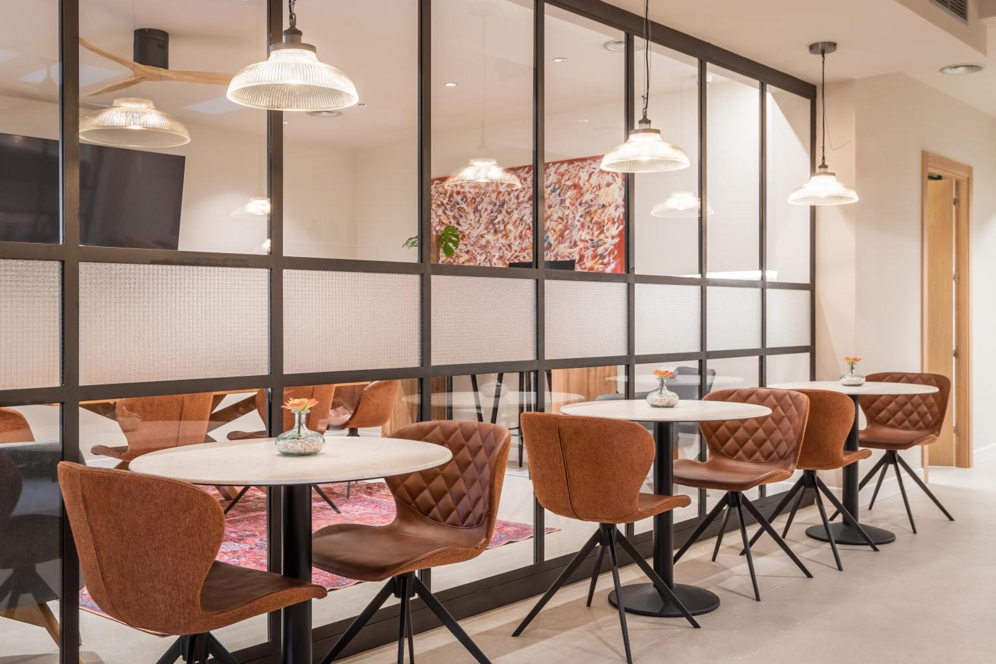 Aerohotel Barcelona Airport 24H Эль-Прат-де-Льобрегат Экстерьер фото