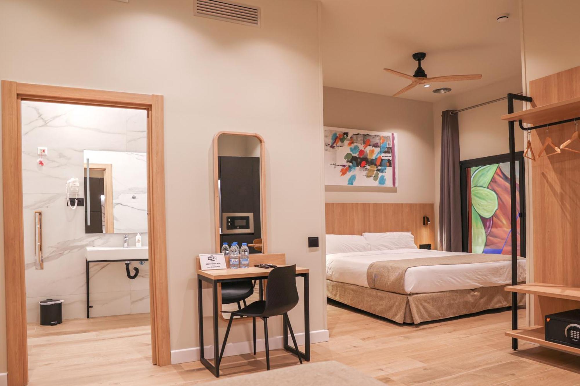 Aerohotel Barcelona Airport 24H Эль-Прат-де-Льобрегат Экстерьер фото